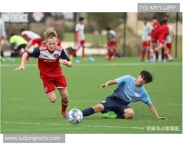 西安足球队的奋斗历程与荣耀追寻:一段不屈的足球纪实之旅 西安足球队的奋斗历程与荣耀追寻:一段不屈的足球纪实之旅