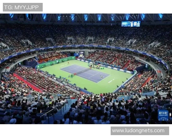 赛后分析:上海网球队与广州网球队在比赛中的灵活战术对比 赛后分析:上海网球队与广州网球队在比赛中的灵活战术对比