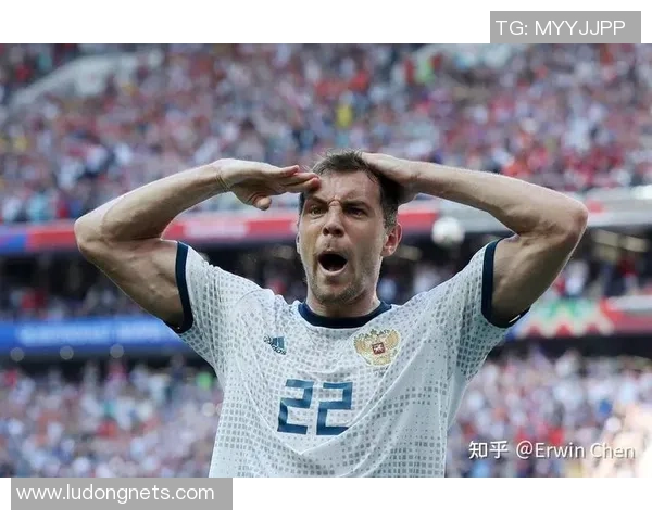 足球明星立体照片展现运动魅力与激情的完美结合 足球明星立体照片展现运动魅力与激情的完美结合